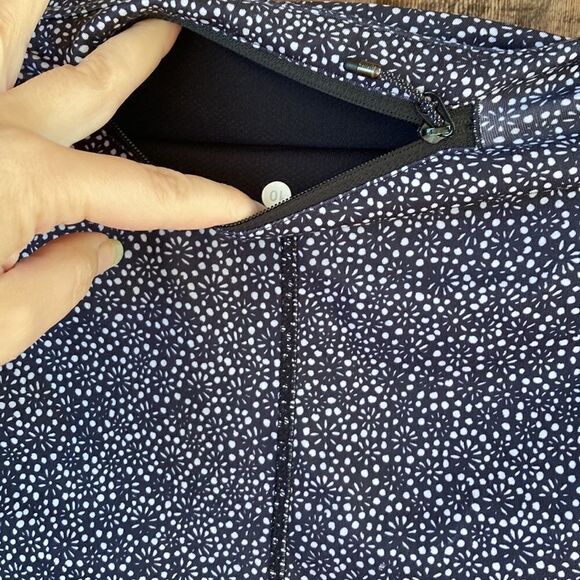 Lululemon Pace Rival Crop Freckle Flower Luxtreme 22" align wunder under Legging - Picture 6 of 9